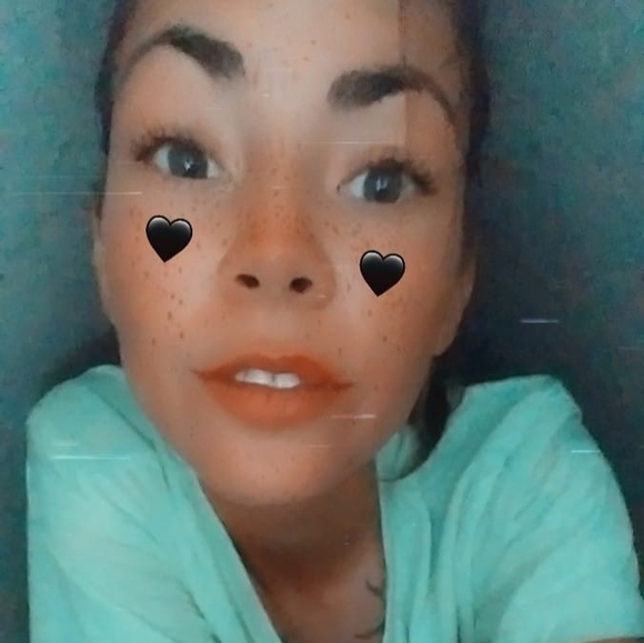 Meet your Posher, Cierra - Picture 1 of 1